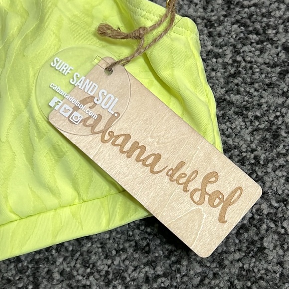 Cabana del Sol Women's Swimwear 2 PC Fluorescent Yellow Size Large NWT - Picture 4 of 5